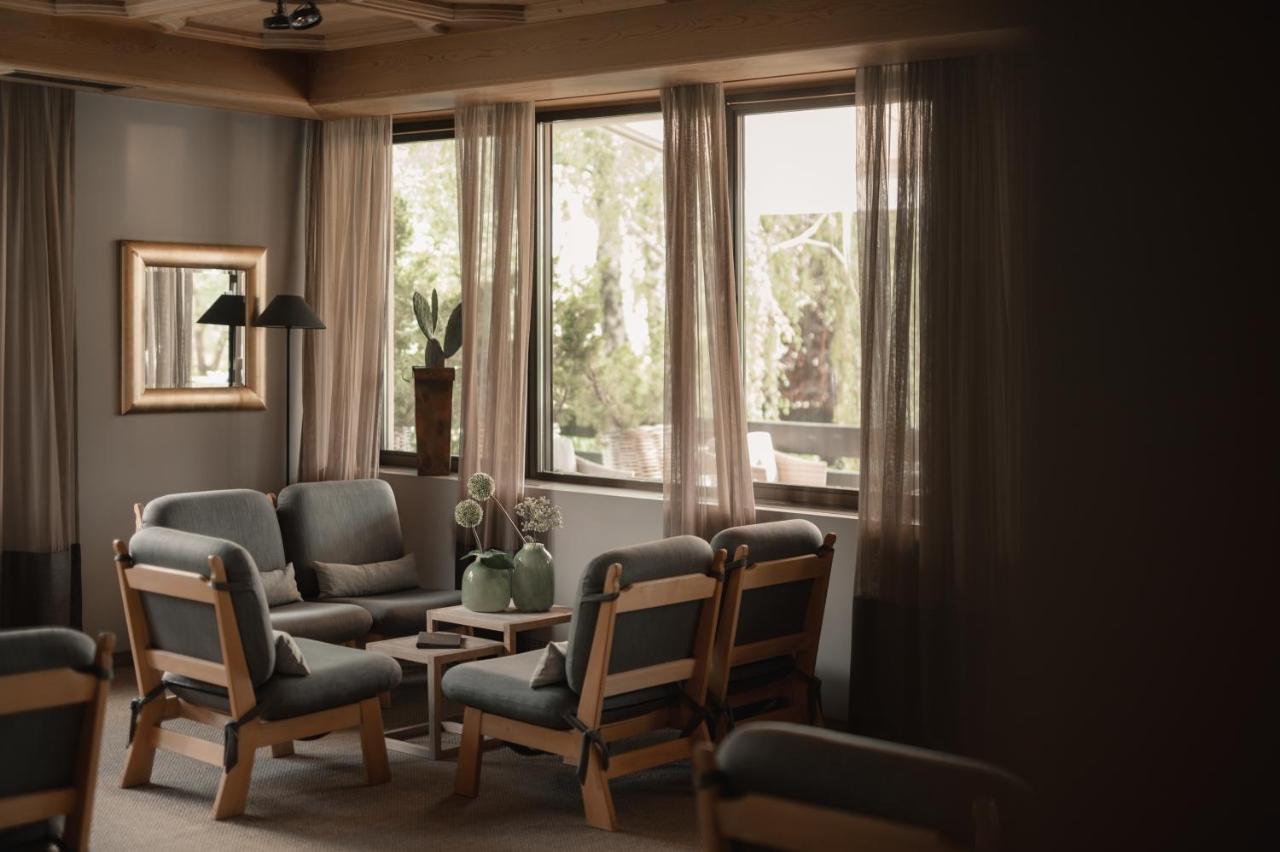 Hotel Pollinger Merano Bagian luar foto