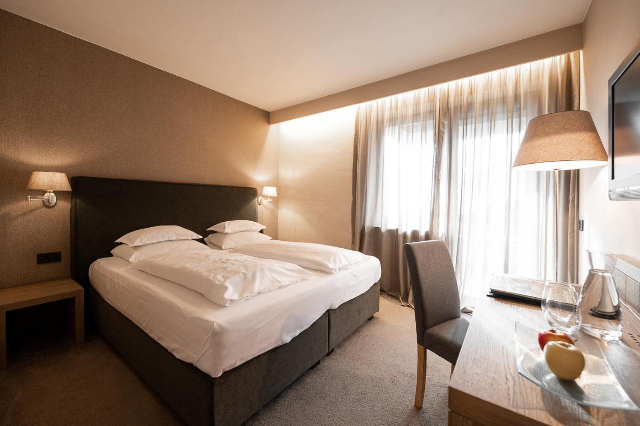 Hotel Pollinger Merano Bagian luar foto
