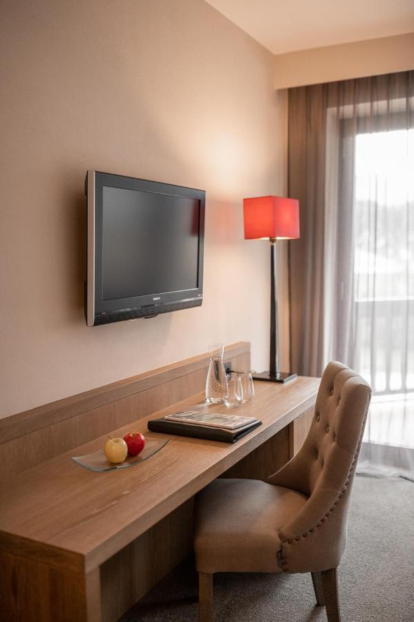 Hotel Pollinger Merano Bagian luar foto